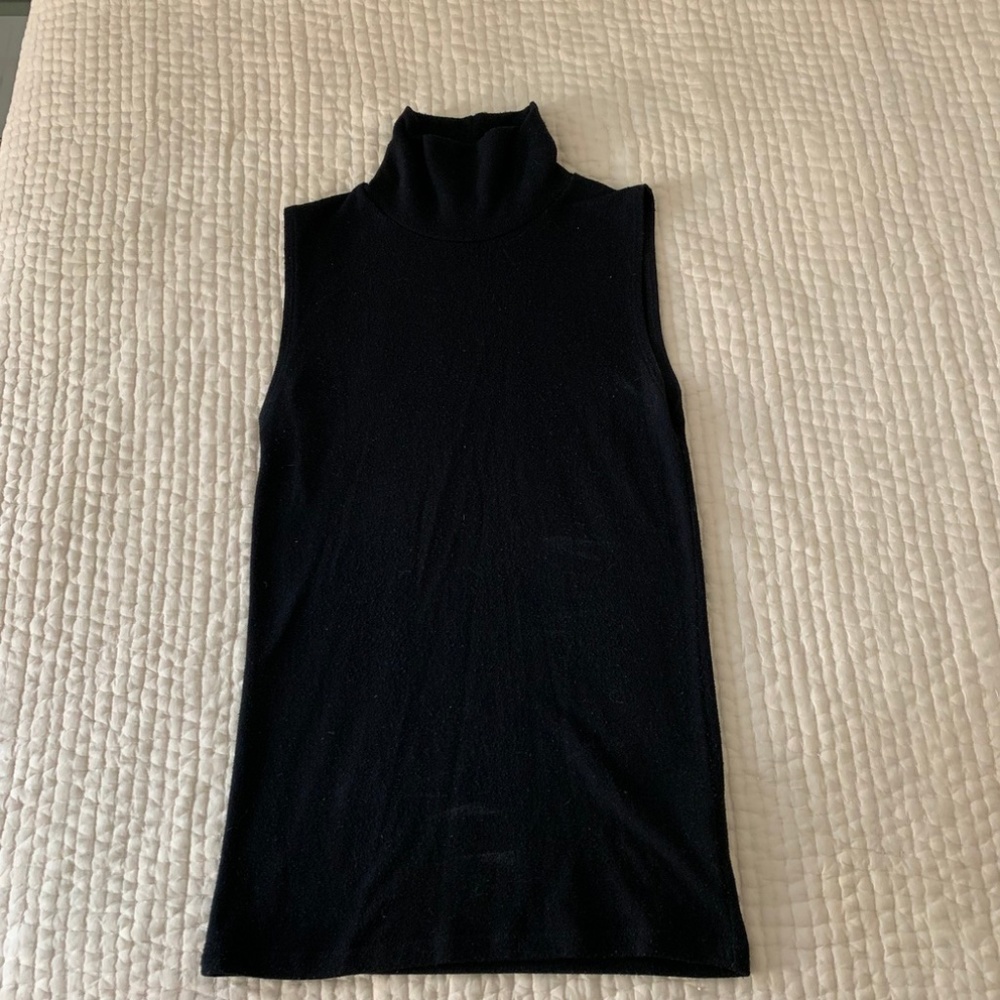 Alice + Olivia | Black | Turtleneck | Sleeveless
